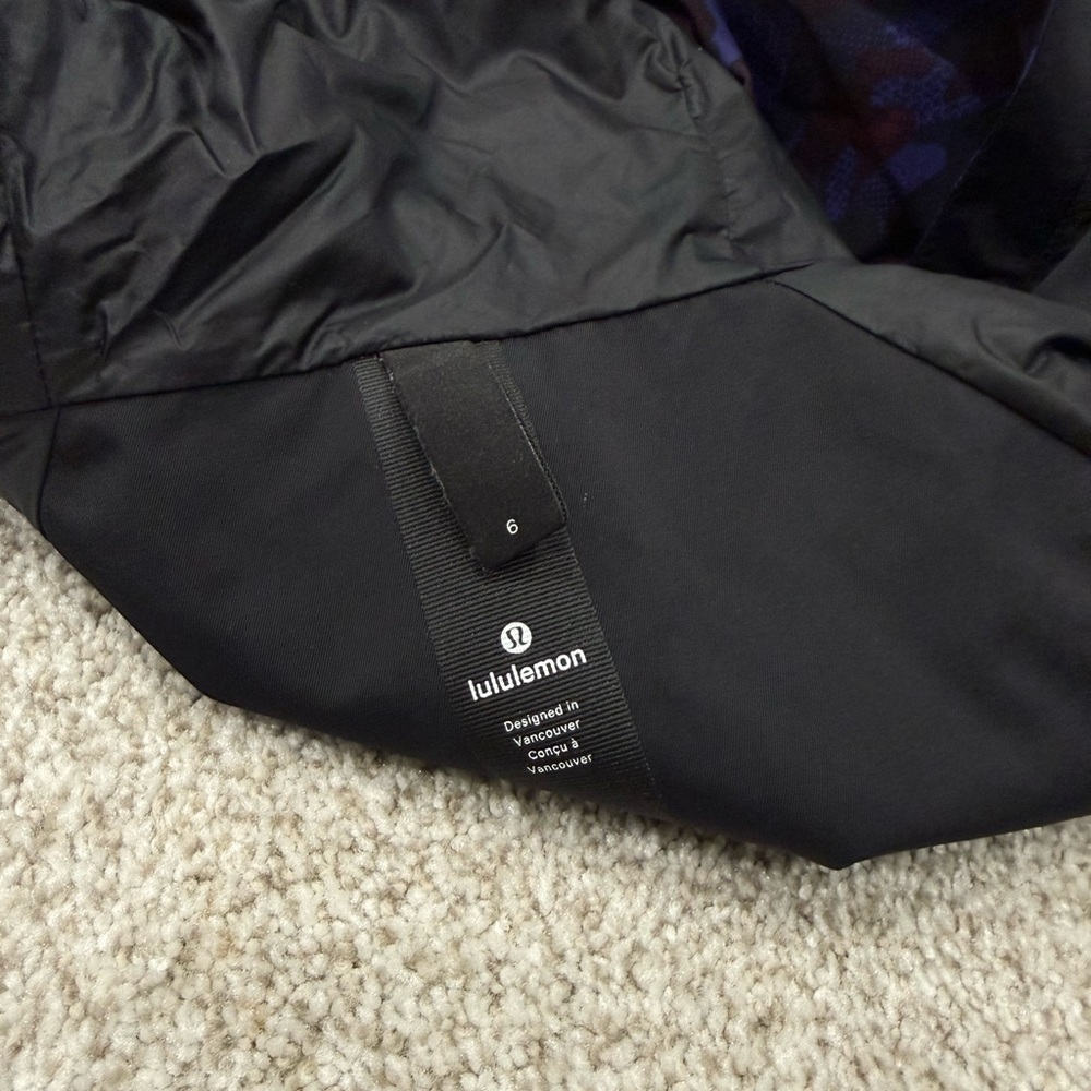 Lululemon Rain for Daze II Jacket - Picture 5 of 10